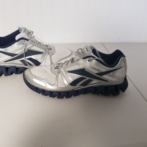 Reebok Zigs size 12